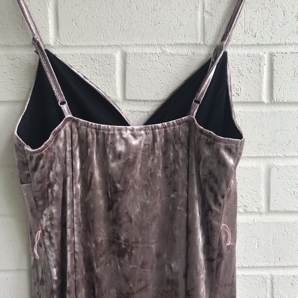 Band of Gypsies Haiden Crushed Velvet Dress - Picture 8 of 8